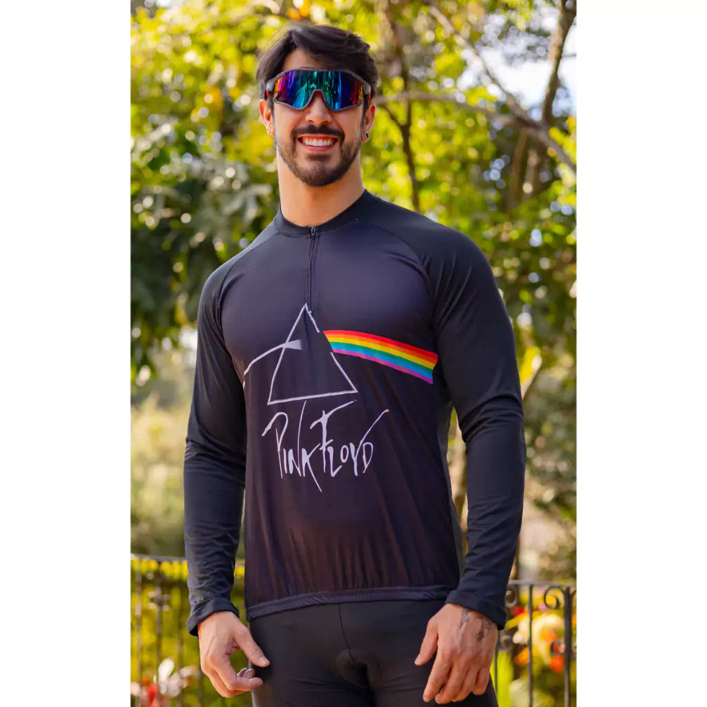 Camisa de ciclismo manga longa UV50+ Dark Prisma em uso no pedal